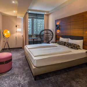 Elaya Hotel Munich City